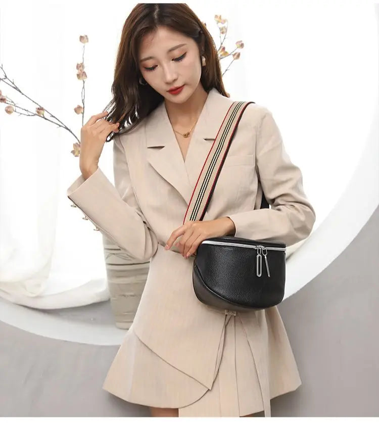 Women's Stylish PU Leather Fanny Pack Classic Waist Bag