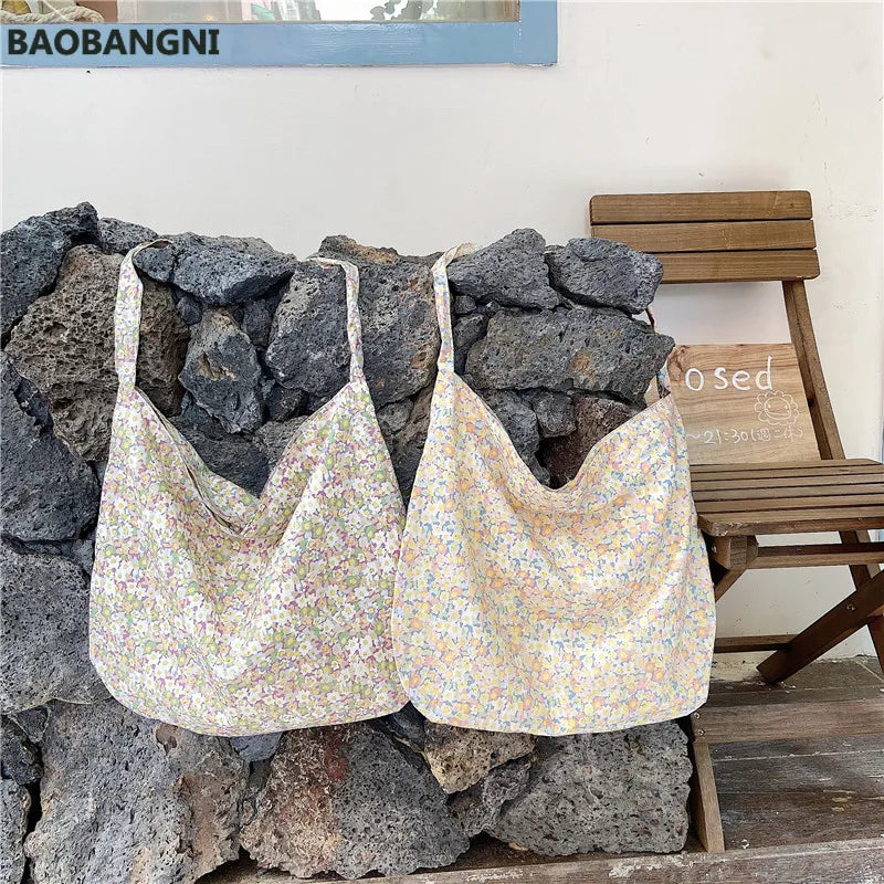 Spring Women's Retro Canvas Messenger Bag Floral Shoulder Bag