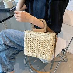 Straw Tote Bag Summer Women Handbag Purse Drawstring Closure