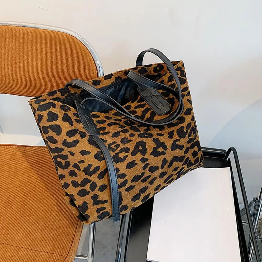 Lightweight Sturdy Tote Bag Zip Closure Women Shoulder Bag