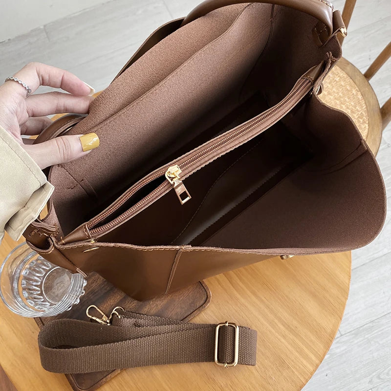 Soft PU Leather Shoulder Bags Women Large Capacity All-match Totes