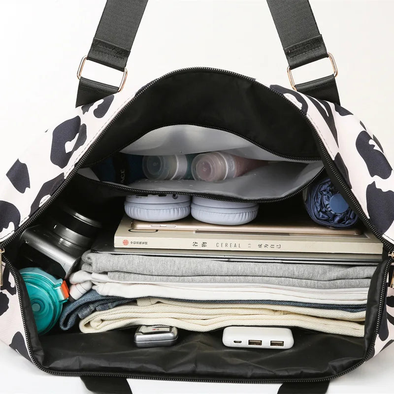 Waterproof Oxford Cloth Women's Shoulder Bag - Dry Wet Separation Fitness Bag