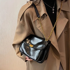 Vintage Leather Chains Shoulder Bag for Women Armpit Handbag
