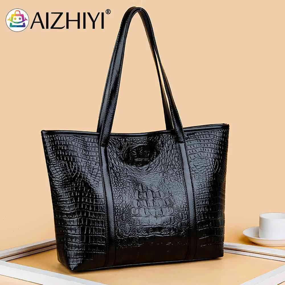 Vintage Crocodile Leather Women Handbag Large Capacity Shoulder Shopping Bag