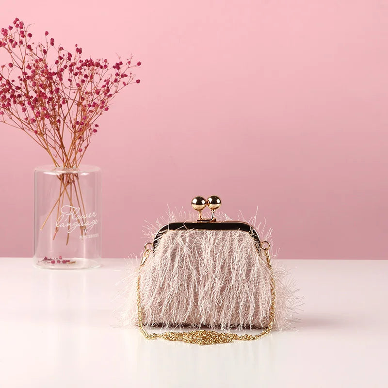 Vintage Shell Lock Women's Crossbody Bag