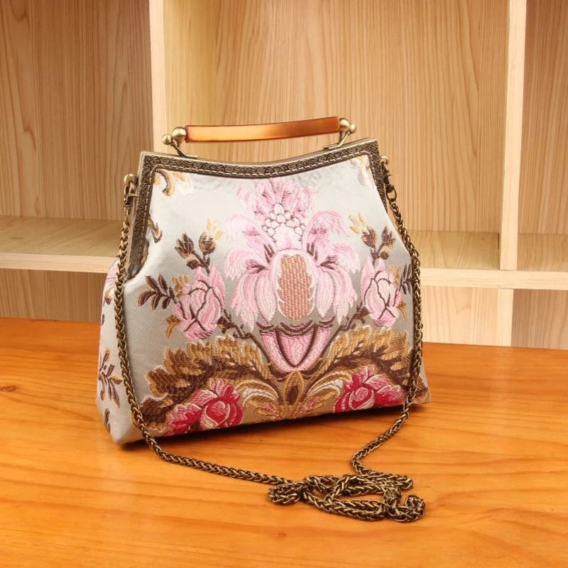 Vintage Shell Lock Crossbody Bag with Chain Women's Handbag