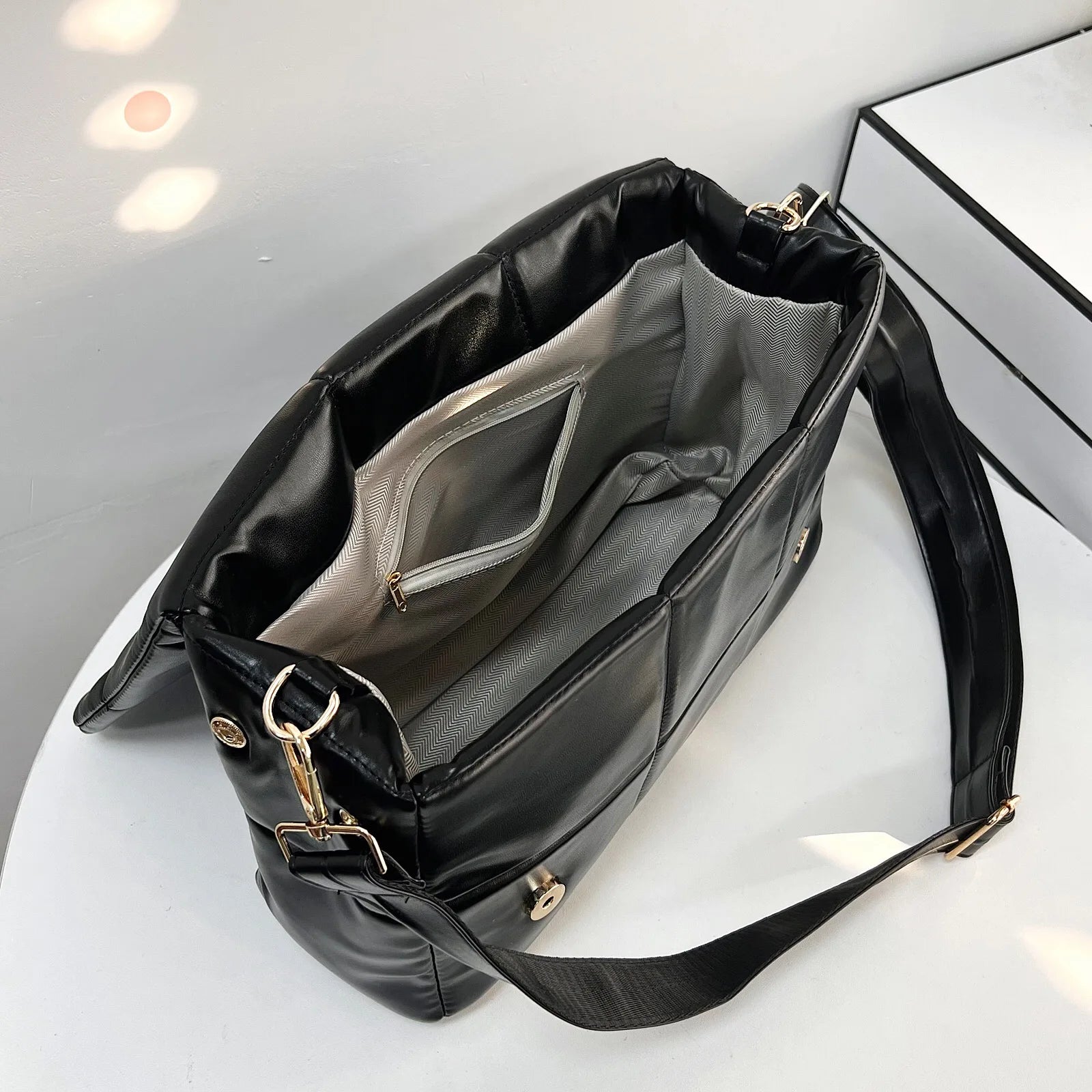 Vintage Shopper Totes Large Capacity PU Leather Handbag Women