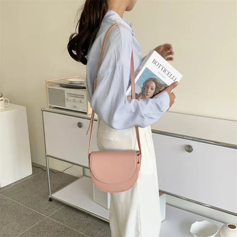 Vintage one shoulder bag Women's armpit messenger bag