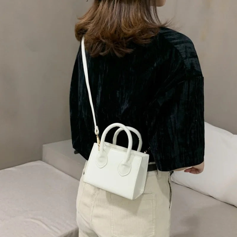 Retro Mini Handbag Literary Crowds Shoulder Messenger Female Bag Handbags