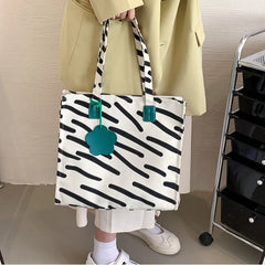 Women Canvas Bag Large-capacity Shoulder Bag Female Ins Hot Niche Tote Bag Hand
