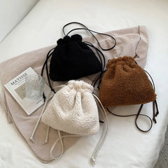 Women Plush Shoulder Bag Furry Drawstring Bucket Purse Soft Handbag Tote