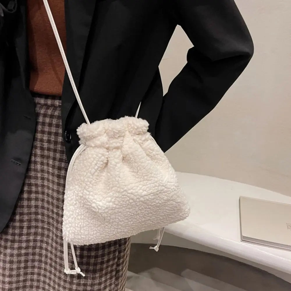 Women Plush Shoulder Bag Furry Drawstring Bucket Purse Soft Handbag Tote