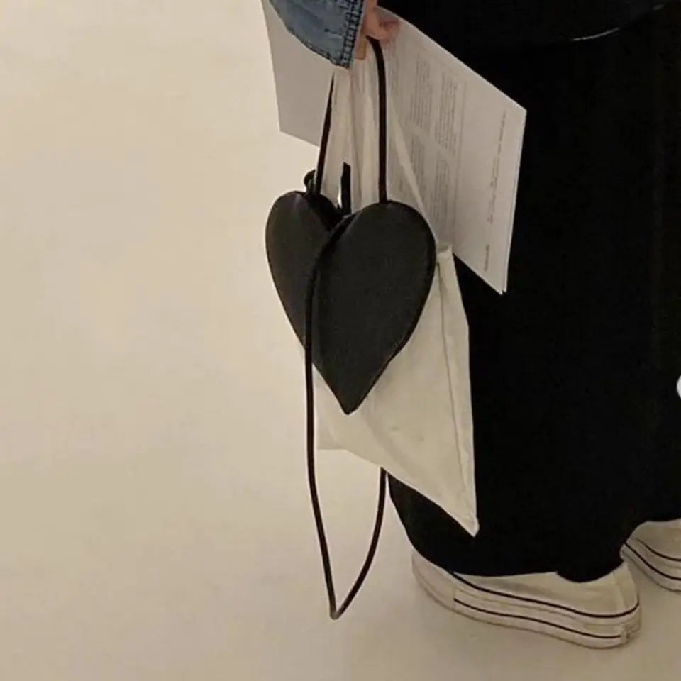 Red Heart Shape Shoulder Bag Women Chain Crossbody Clutch Purse