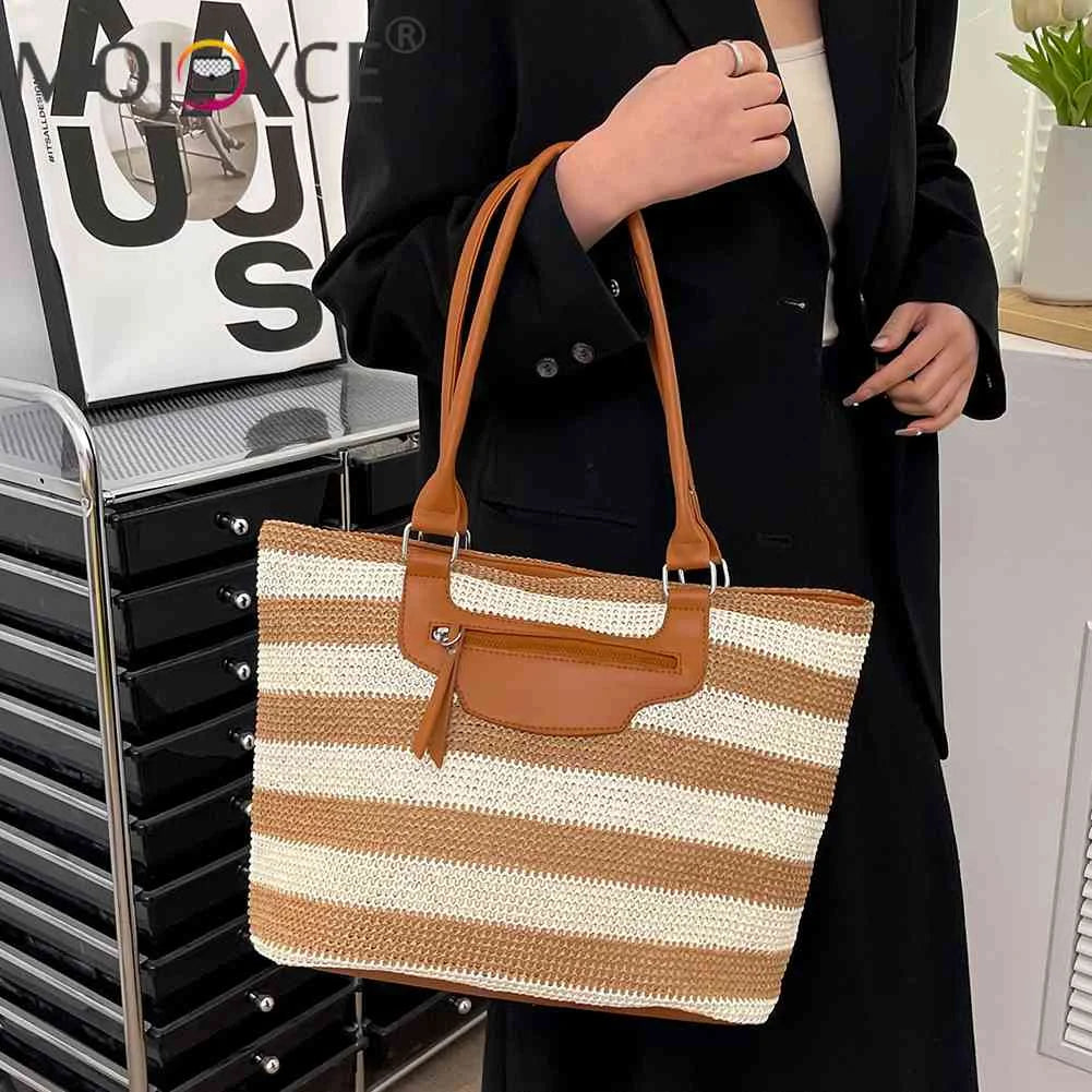 Large Capacity Knit Clutch Striped with Zipper for Women