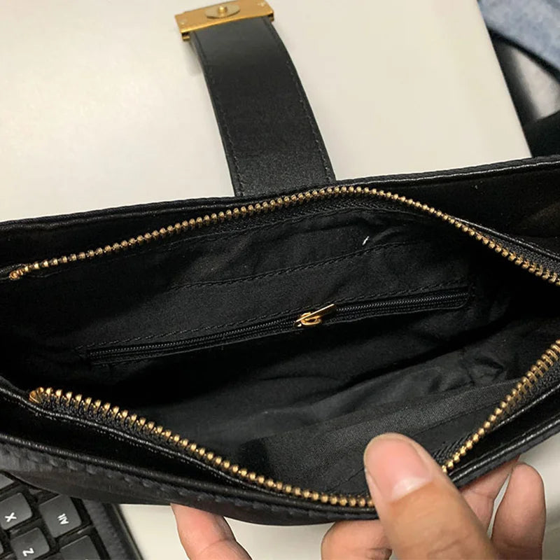 Casual Solid Saddle Shoulder Bag Purse with Zipper for Women