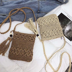 Straw Messenger Bag Hollow Out Woven Shoulder Tassel Crossbody Beach Travel