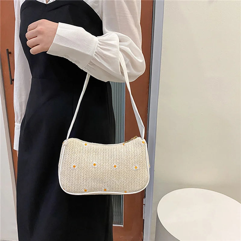 Straw Shoulder Bag with Daisy Pattern Zipper Closure Retro Bohemia Style