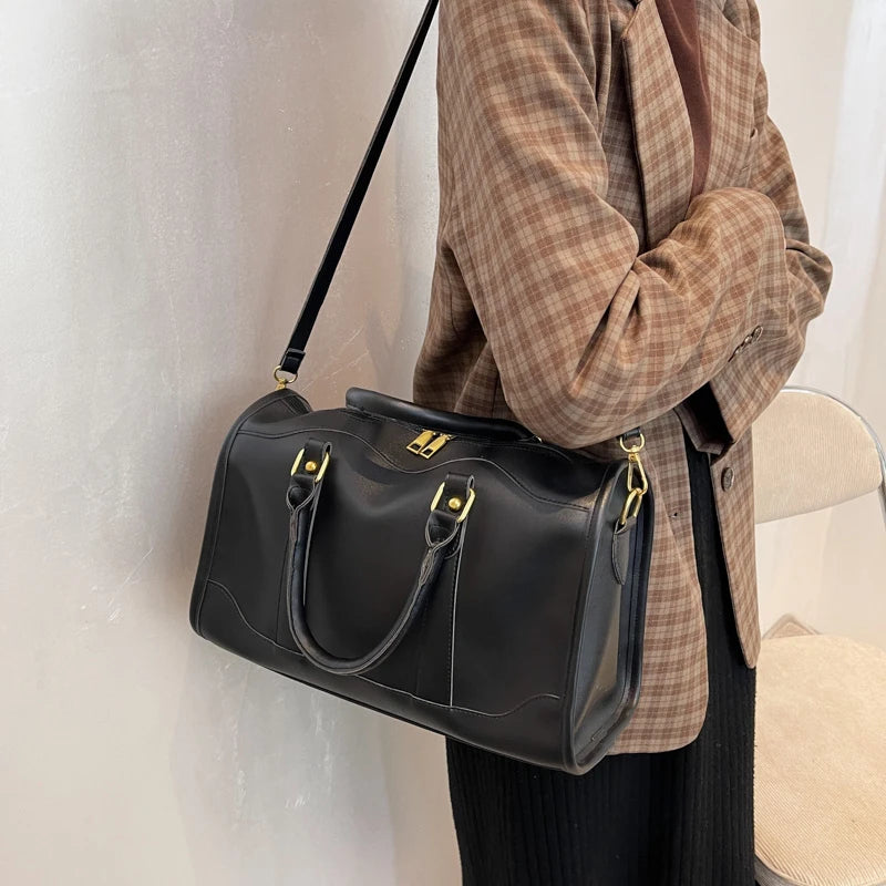 Women's Large Capacity Travel Gym Bag Outdoor Shoulder Crossbody Bag