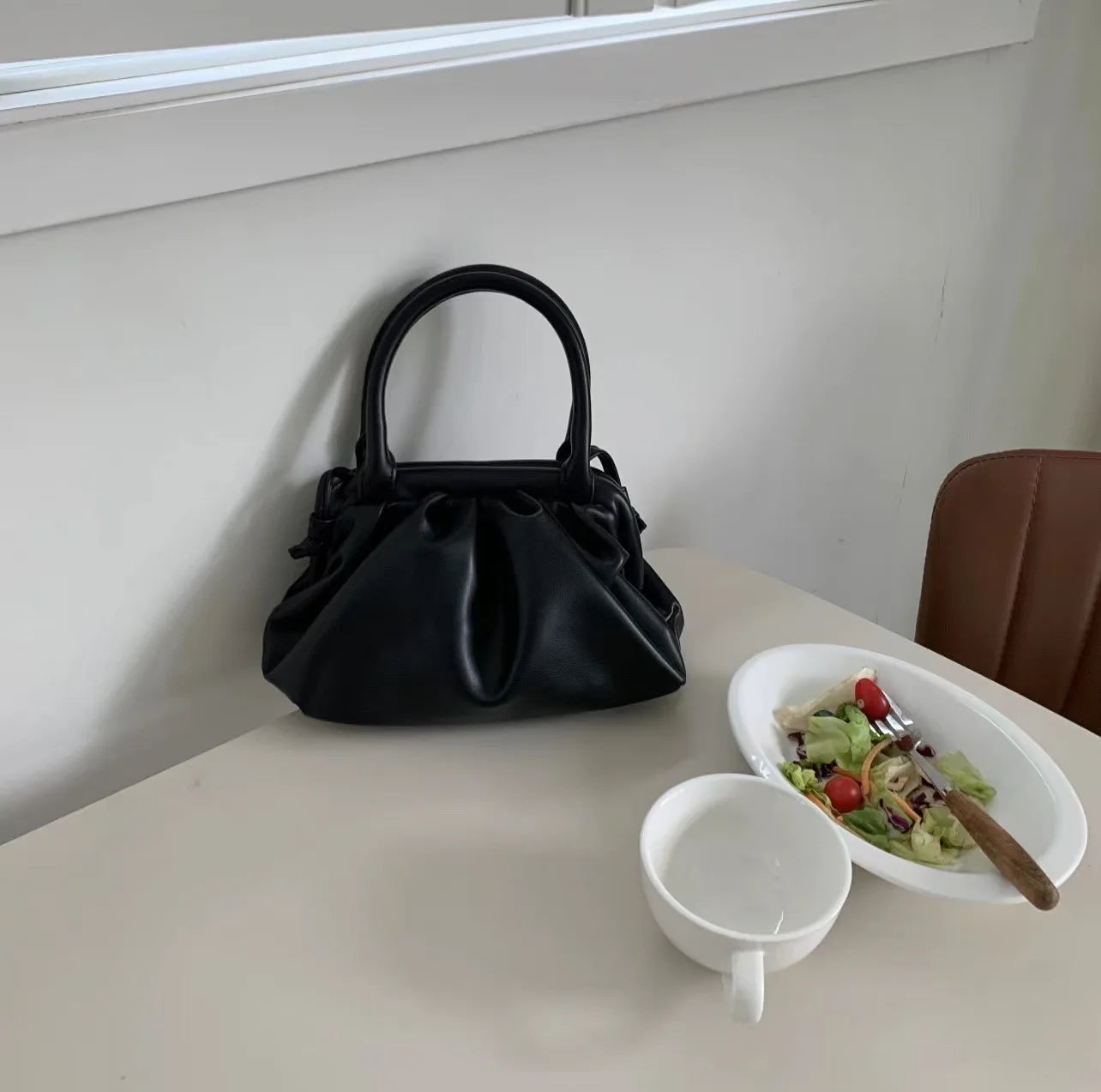 Vintage Lightweight Solid Clip Crossbody Bag for Women