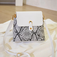 Women's Snake Pattern Bucket Bag Crossbody Bag