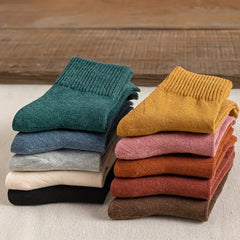 10 Pairs Women's Solid Mid Tube Socks Soft & Comfy Stockings