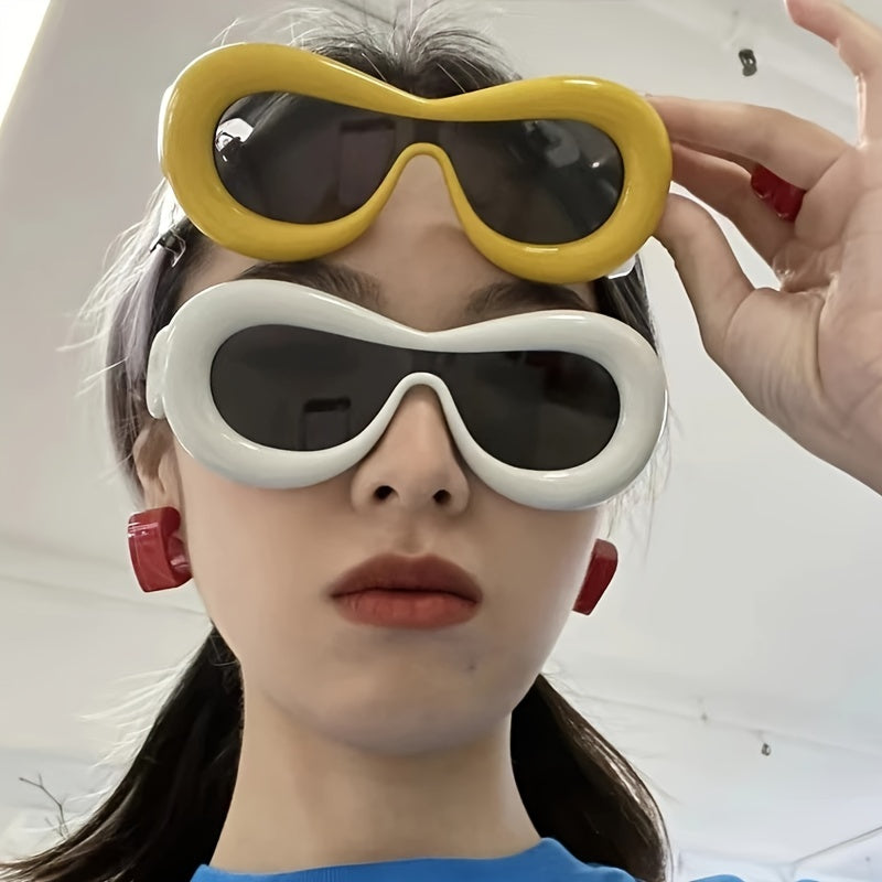 Vintage Oval Sunglasses for Women Gradient Thick Frame