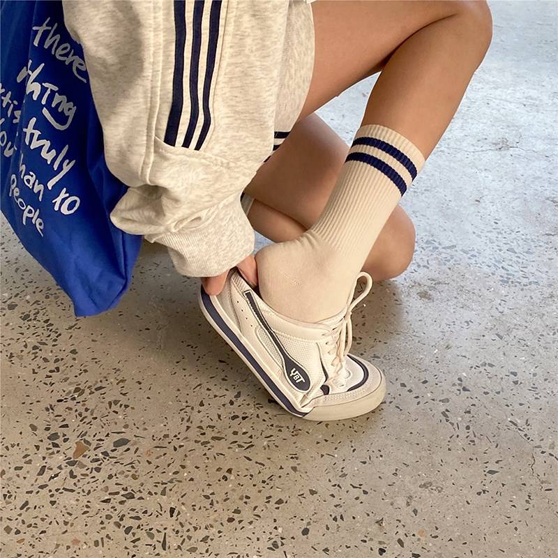 Women's Letter Pattern Crew Socks