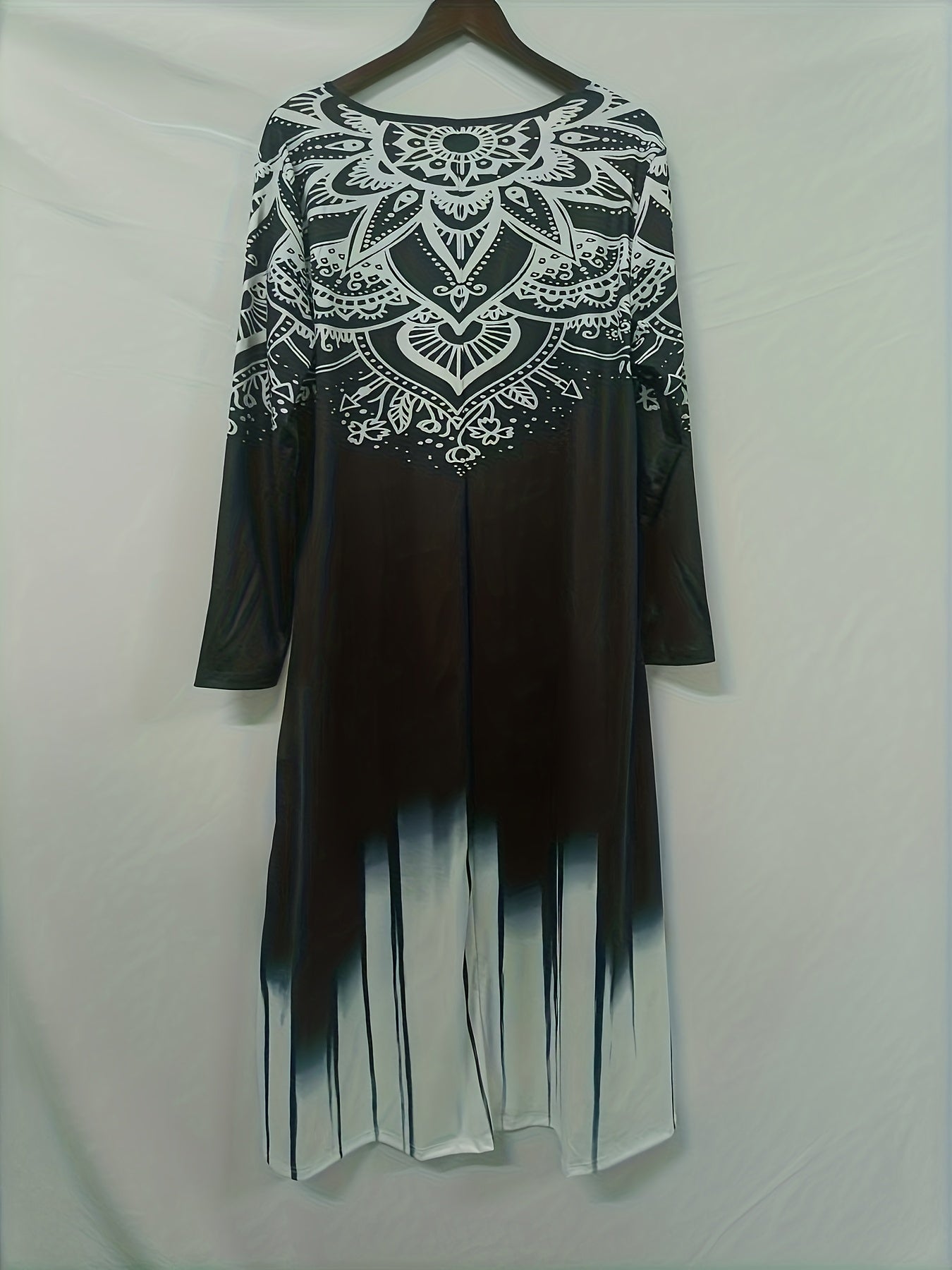  Graphic Print Maxi Dress V-Neck Long Sleeve With Pockets