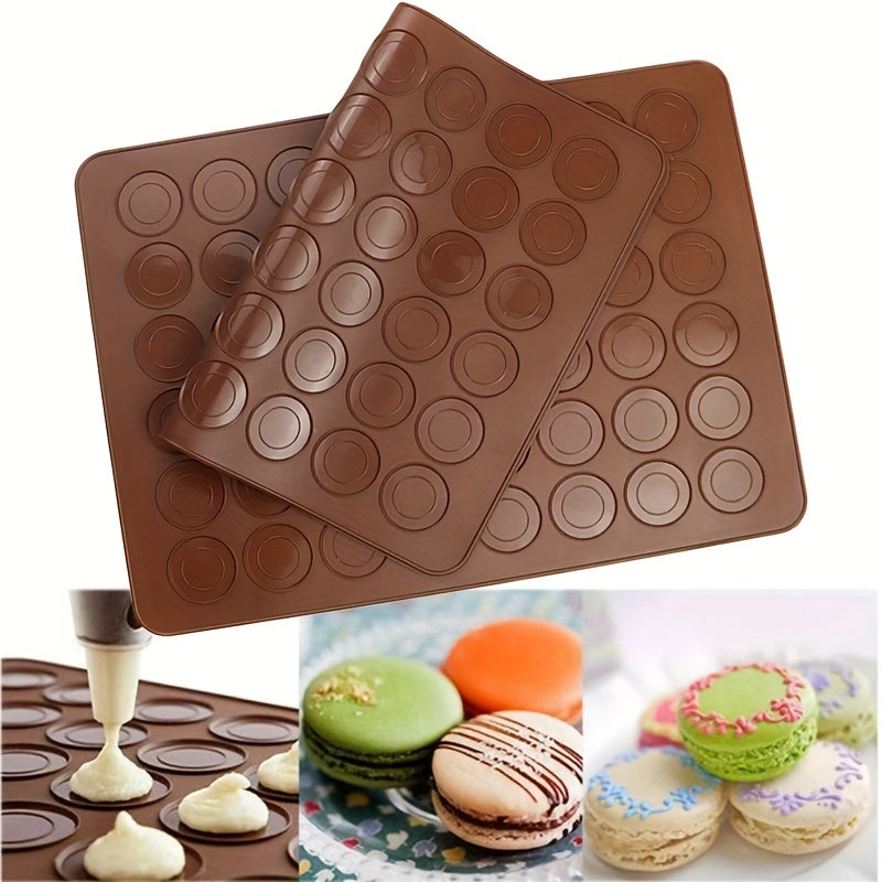 Macaron Making Kit 30 Cavity Silicone Mat Baking Pan and Pipping Pot