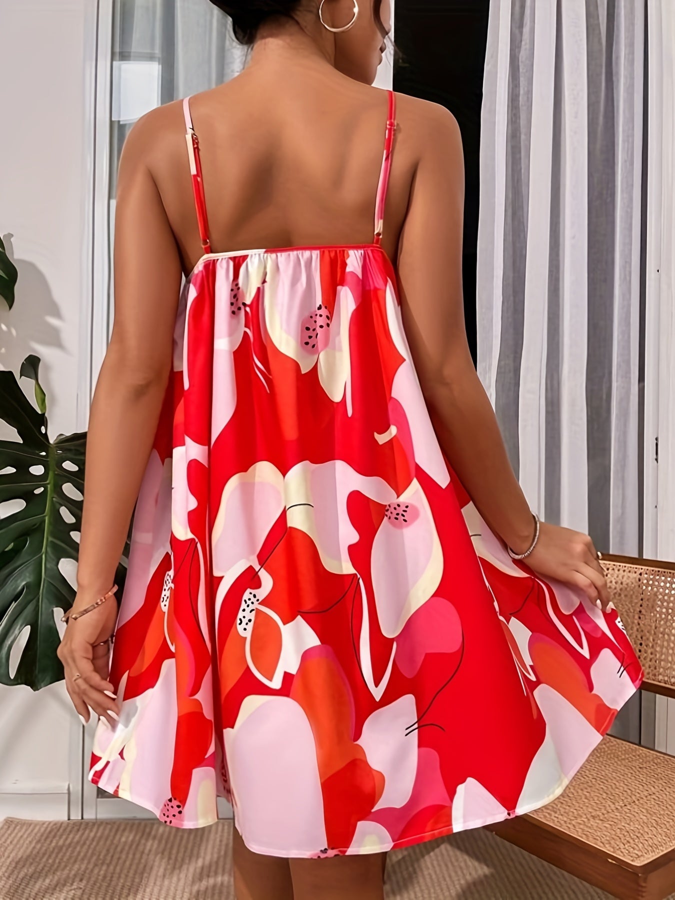 Plus Size Colorblock Floral Mini Cami Dress