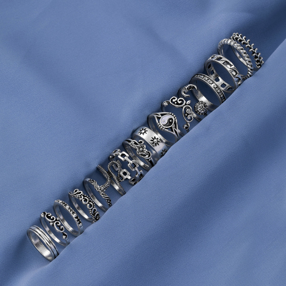16pcs Hollow Vintage Geometric Snake Ring Set for Halloween