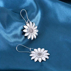 Vintage 3D Sunflower Daisy Earrings for Men and Women