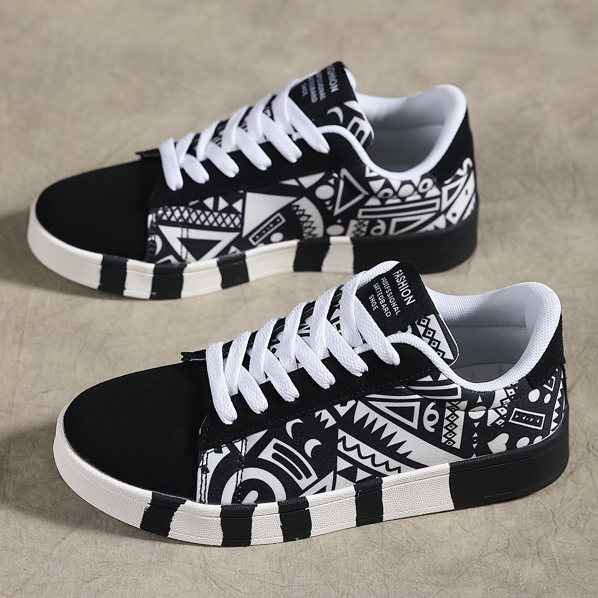 Pattern Lightweight Skate Shoes Breathable Wear Resistance Outdoor Sneakers
