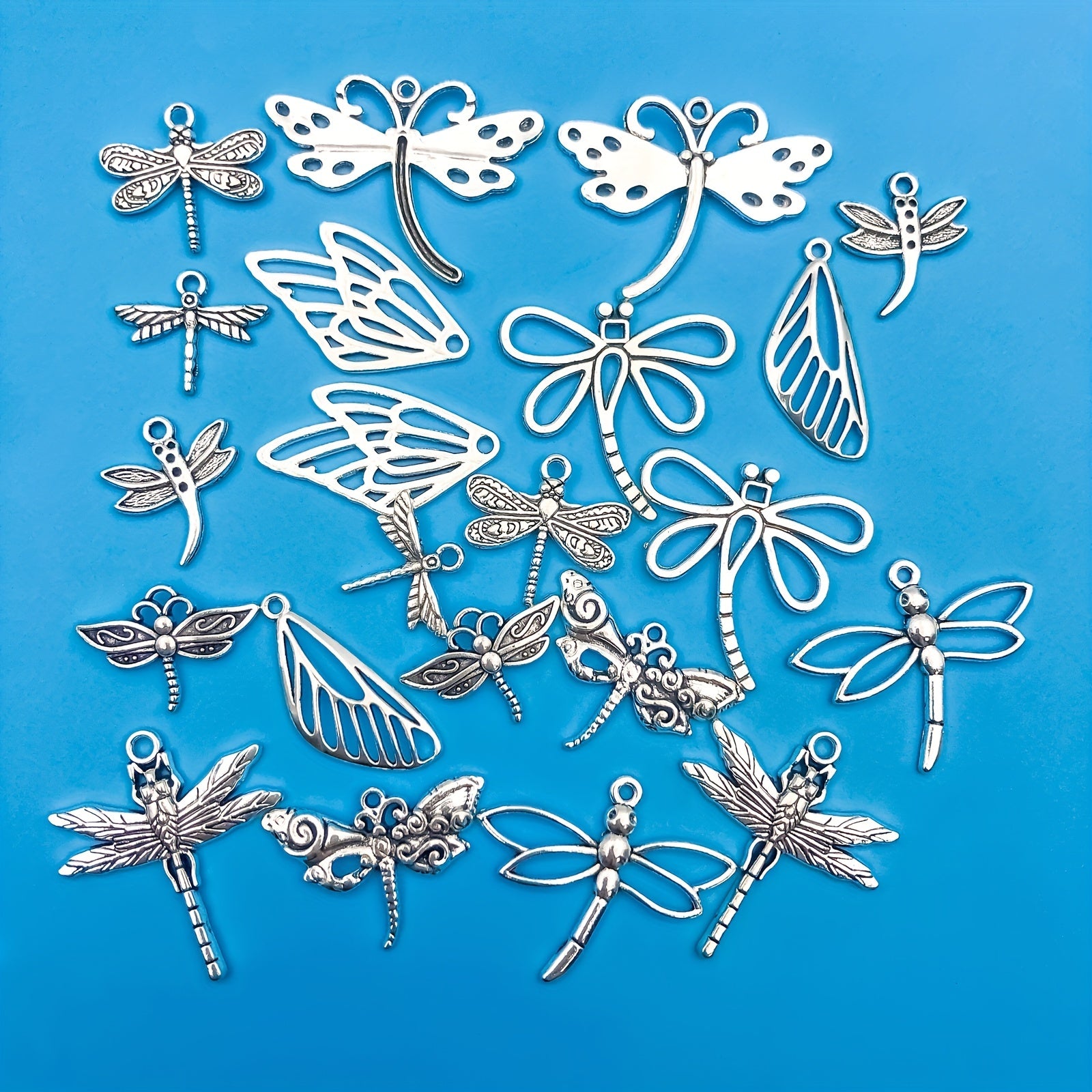22pcs Antique Silver Insect Collection Dragonfly Charms Pendant Set