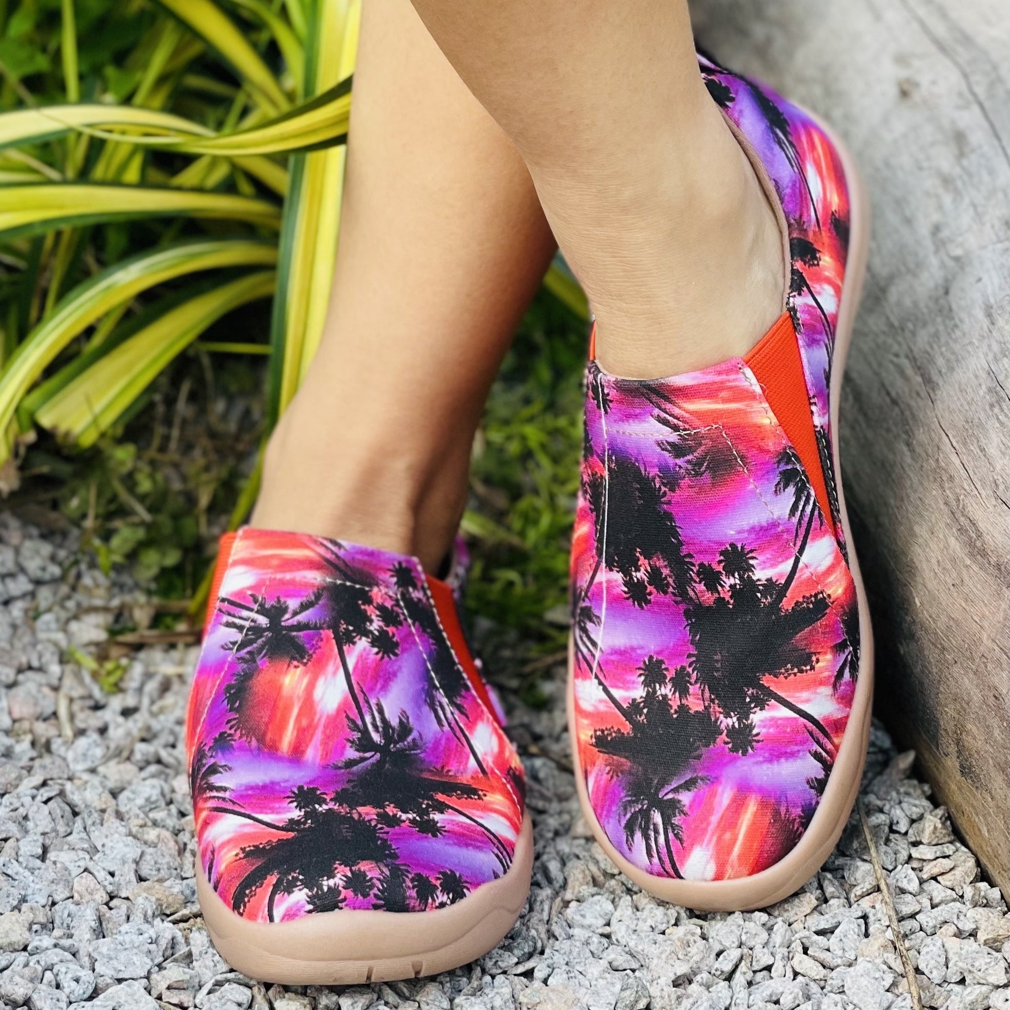 Women's Tie Dye Coconut Tree Slip On Canvas Shoes Lightweight Round Toe Flat