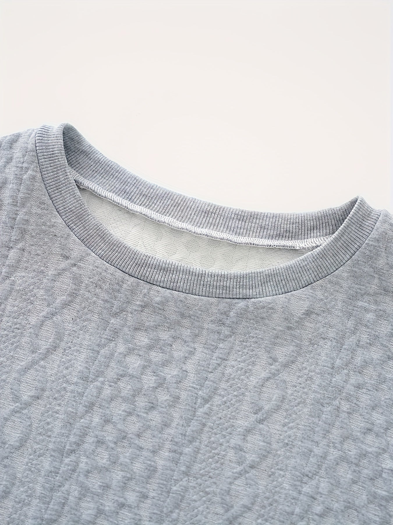  Sports Top Women's Plus Solid Cable Long Sleeve Round Neck