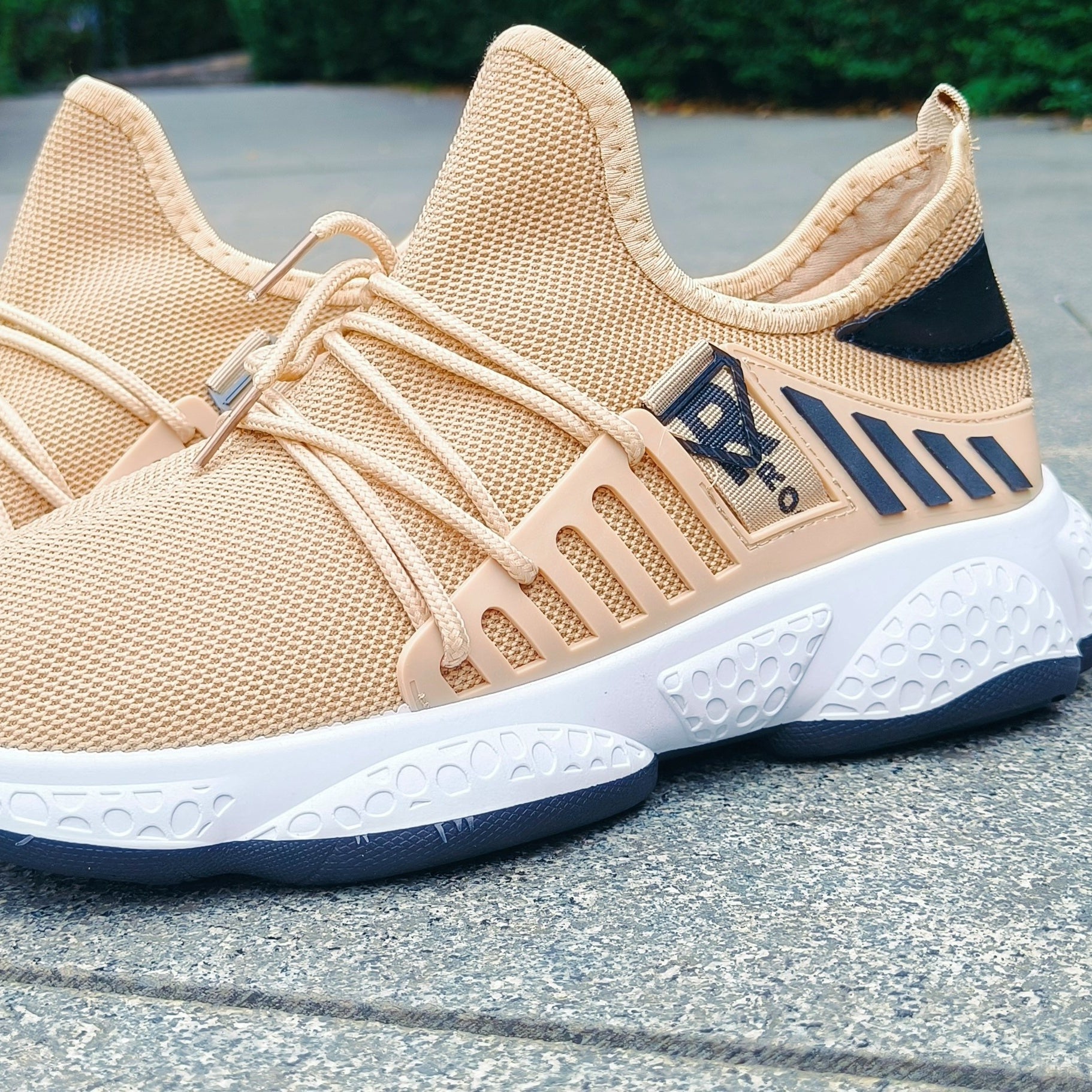 Men's Breathable Lightweight Walking Shoes Outdoor Casual Sneakers