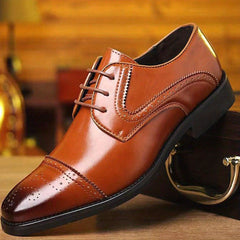 Men Ombre Perforated Lace up Oxford Shoes Non Slip Formal Shoes