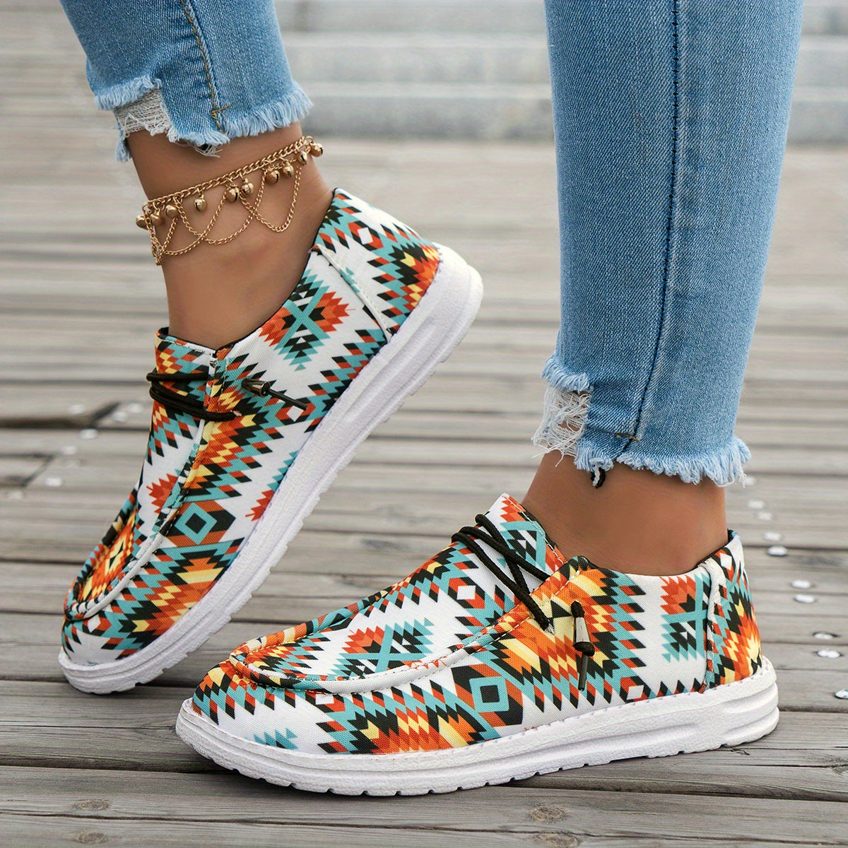 Women's Geometric Pattern Canvas Shoes Casual Lace Up Outdoor Sneakers