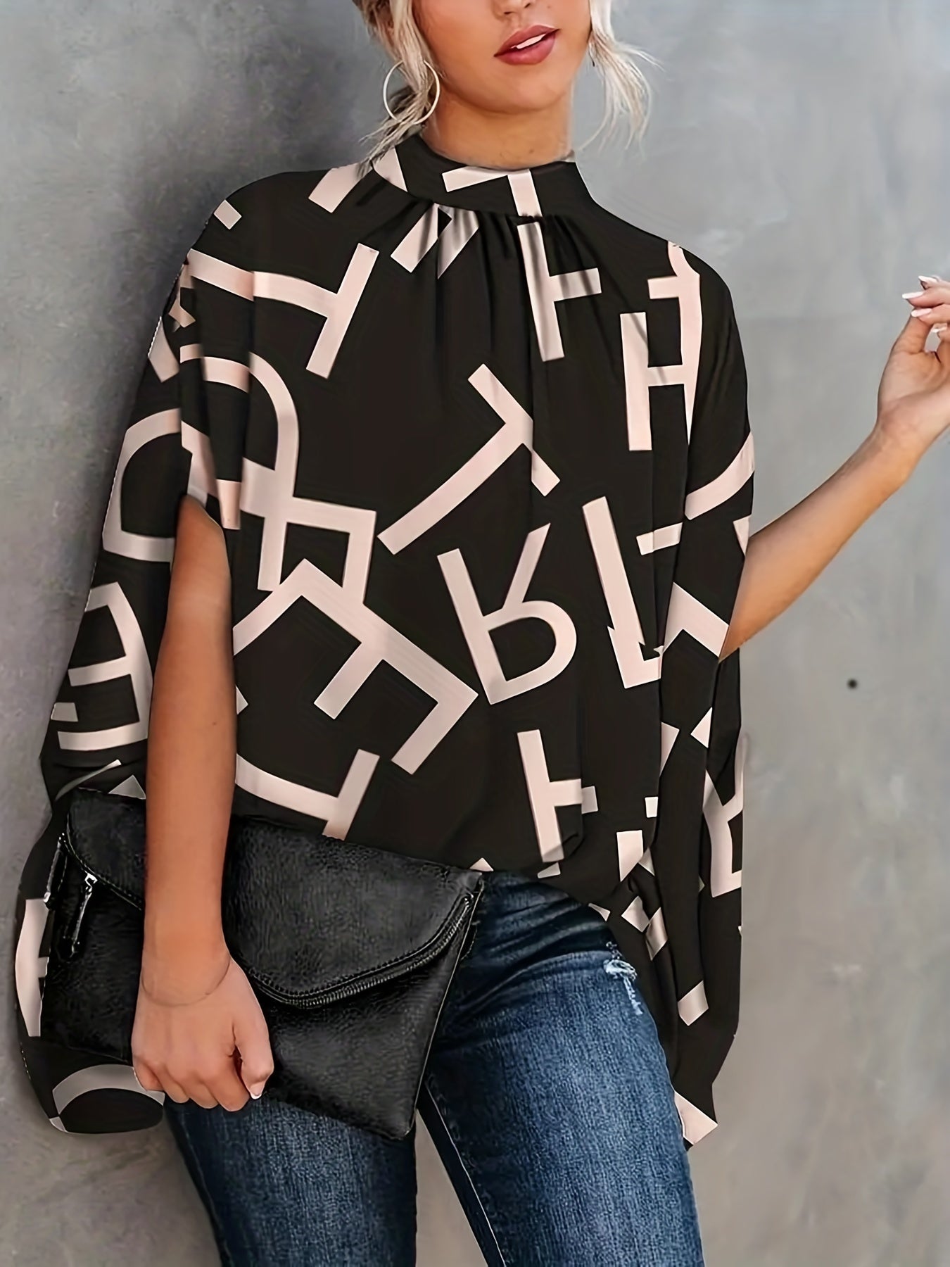  Women's Letter Print Bat Sleeve Blouse