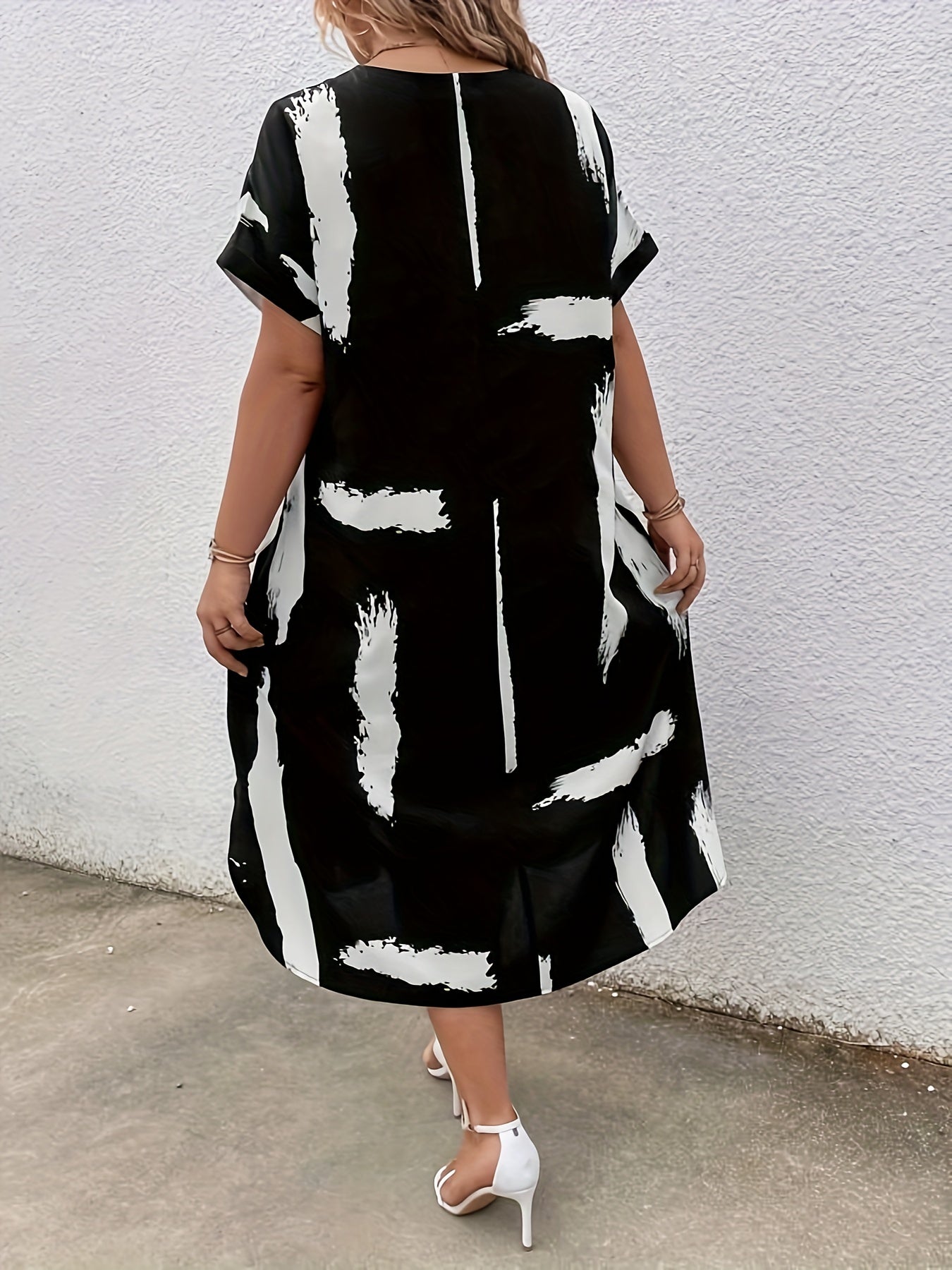  Casual Dress Women's Plus Brush Print Batwing Sleeve V Neck Dress