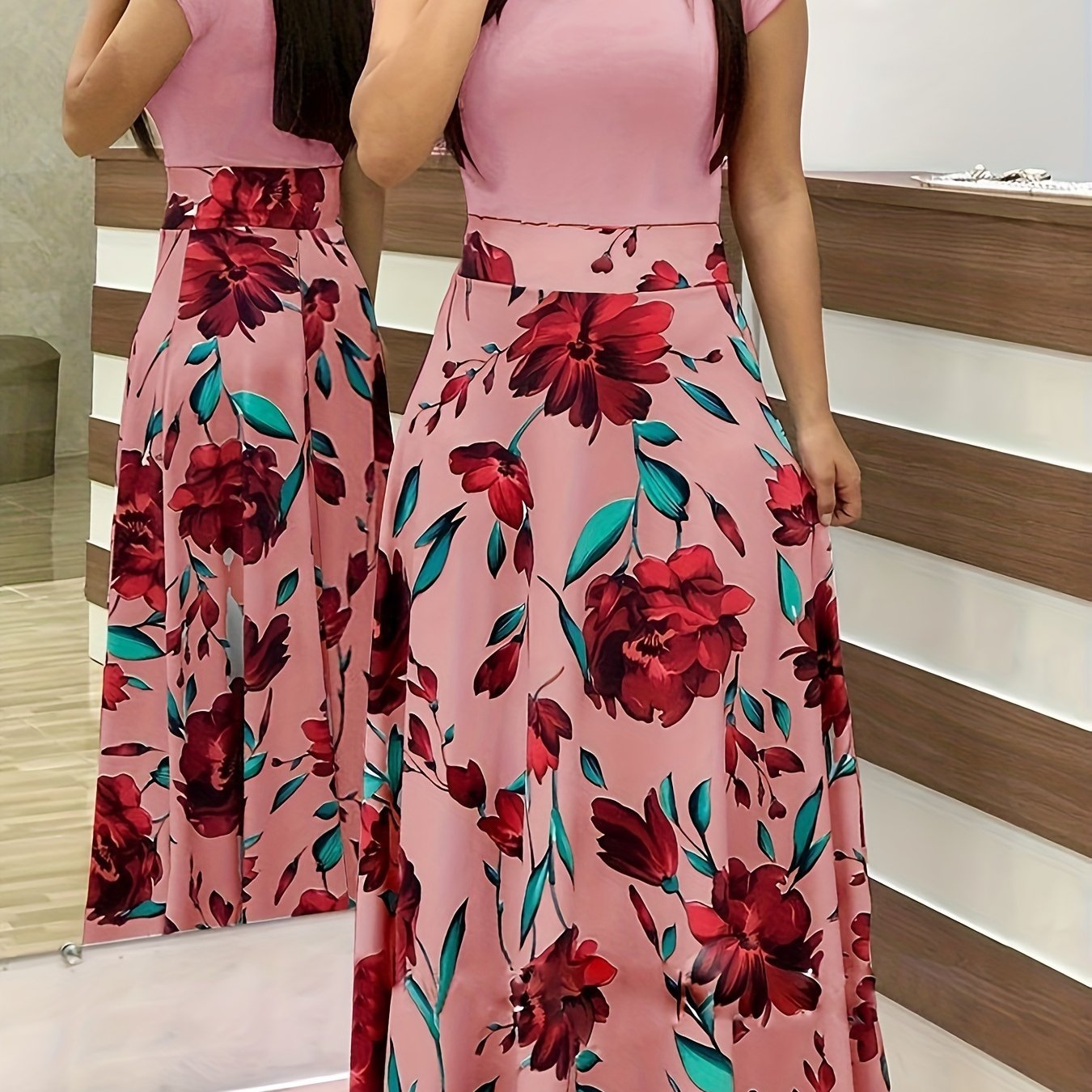  Floral Print Short Sleeve Nipped Waist Dress