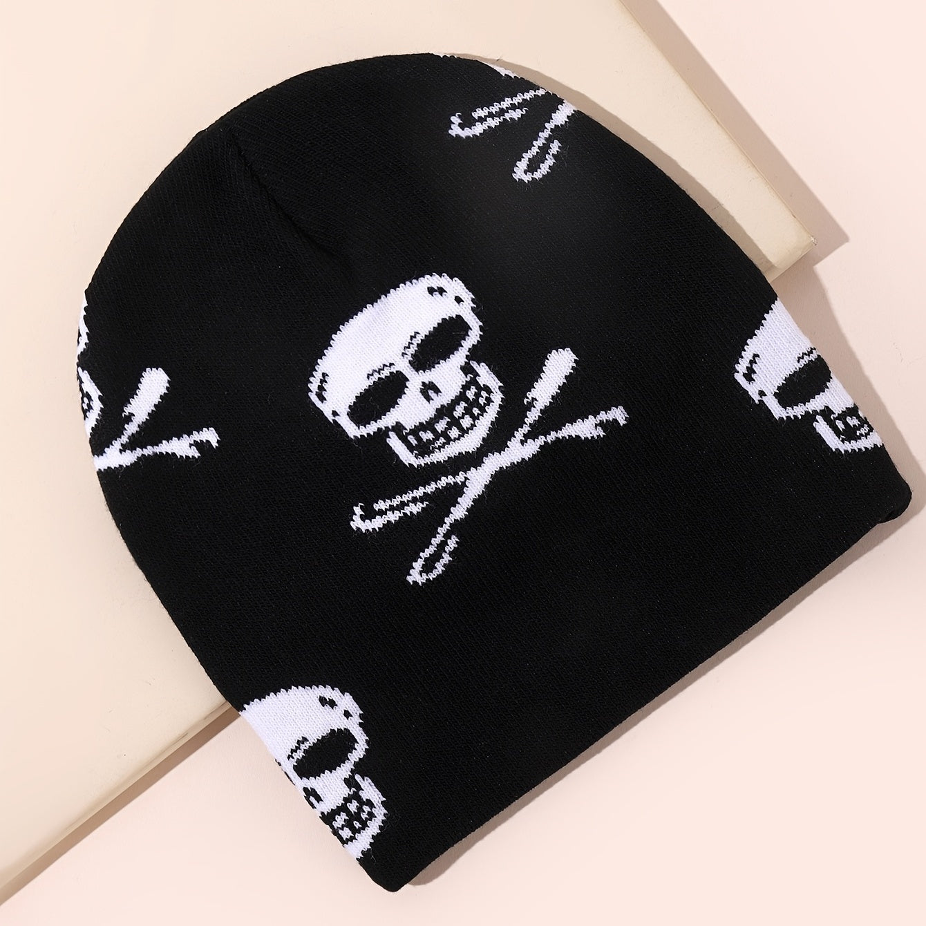 Jacquard Skull Mens Knitted Hat