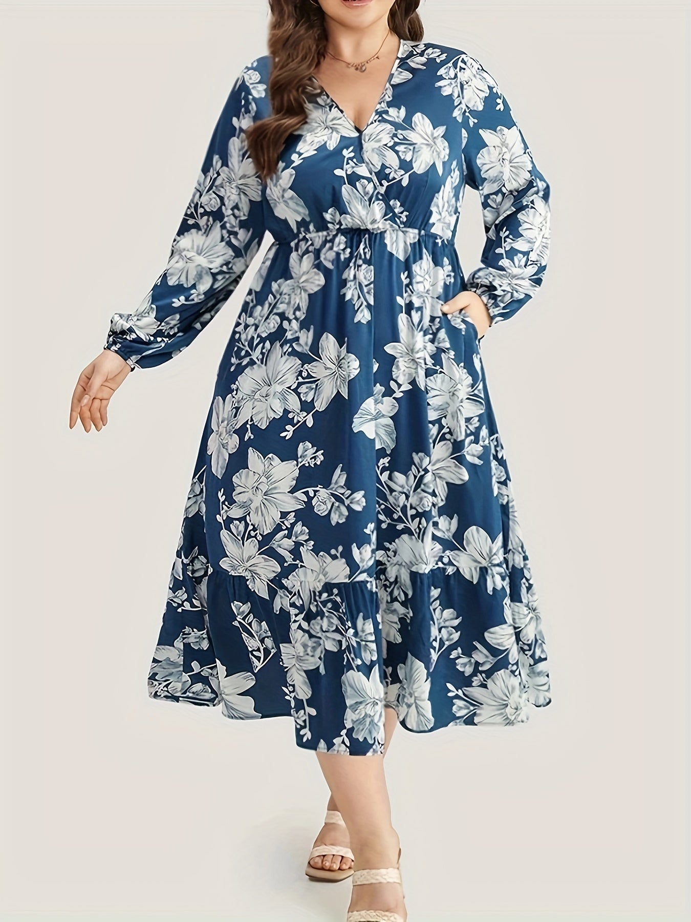  Floral Print V Neck Midi Dress With Pockets