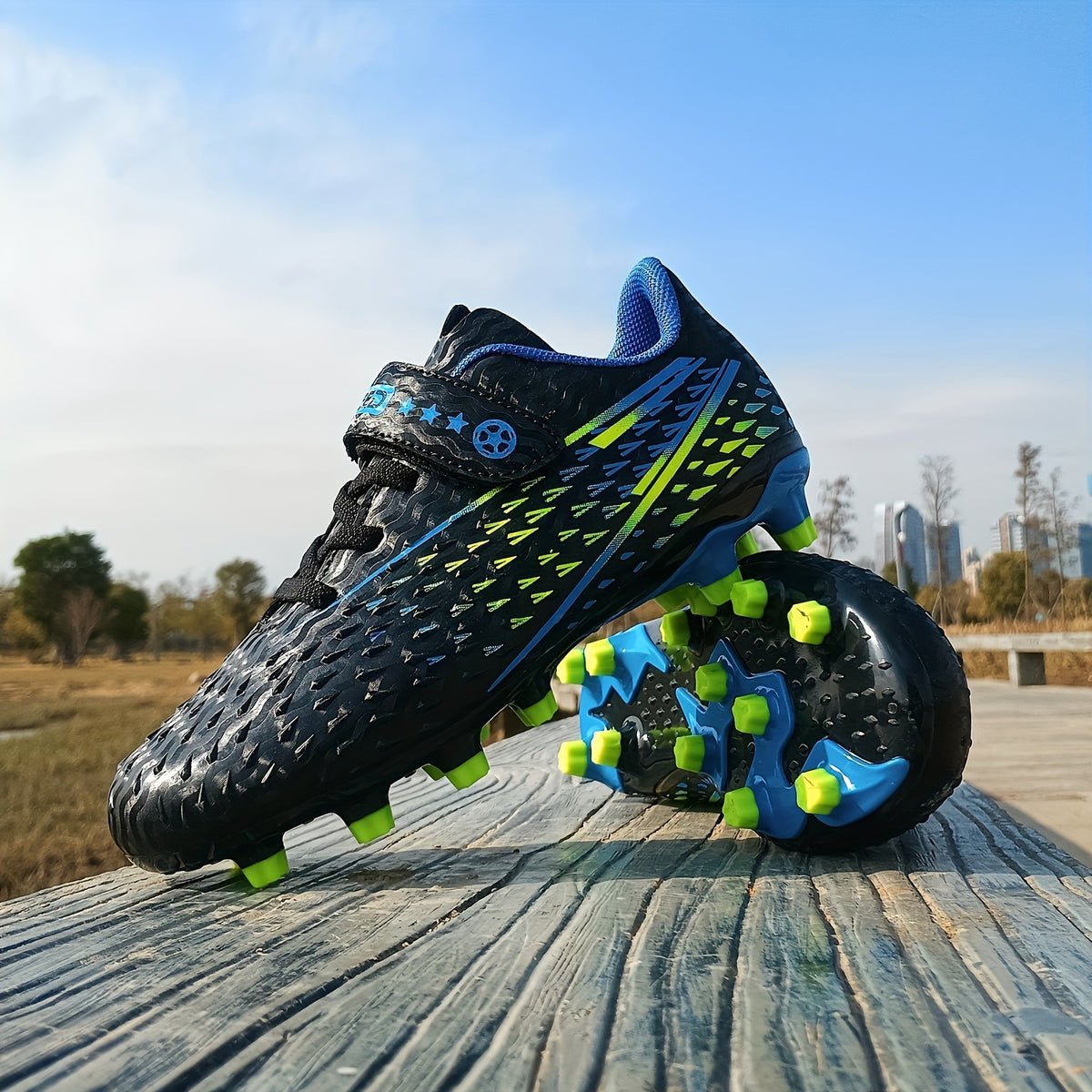 Boys Non Slip Football Cleat With Spikes Outdoor Soccer Shoes