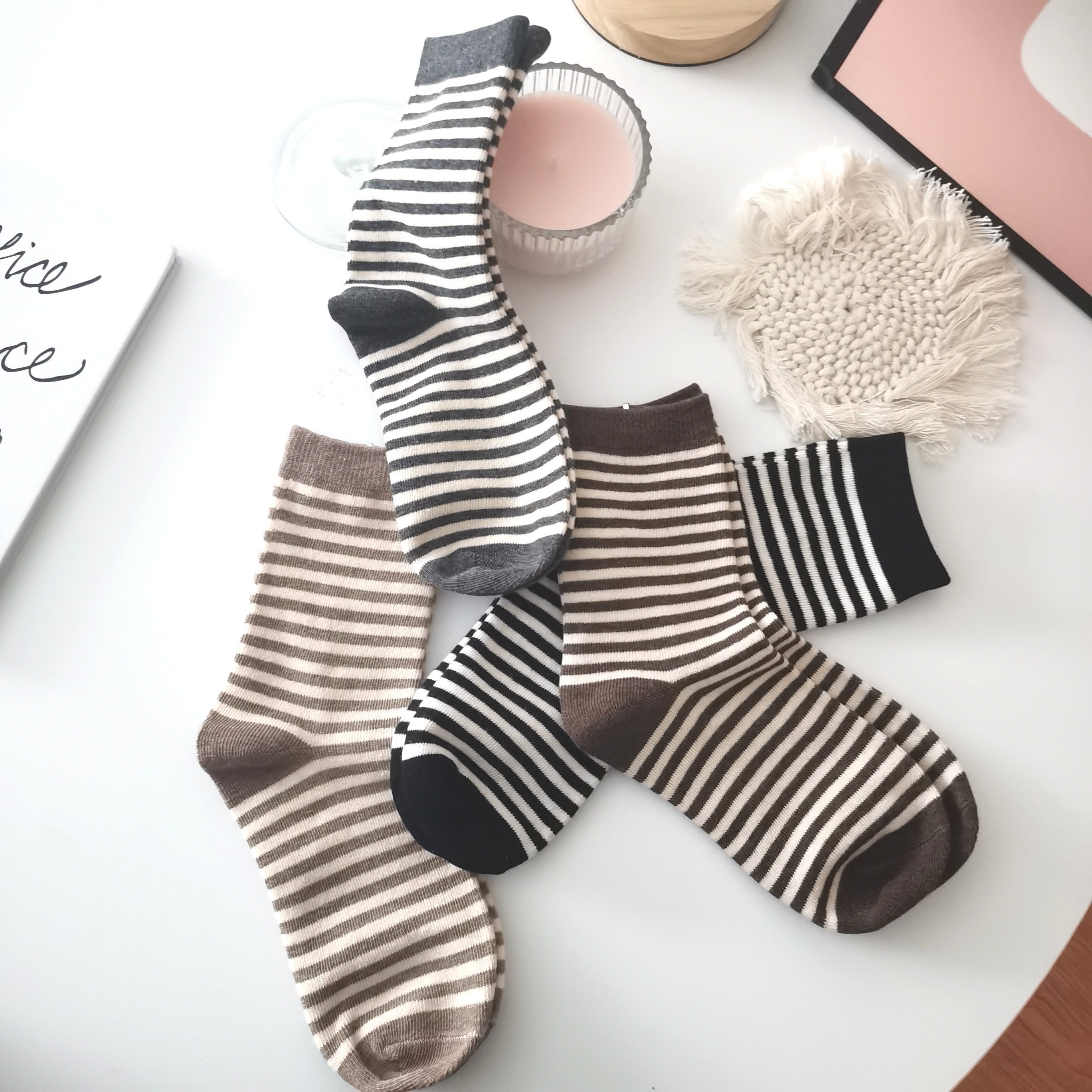4 Pairs Striped Crew Socks for Women All Match Stockings