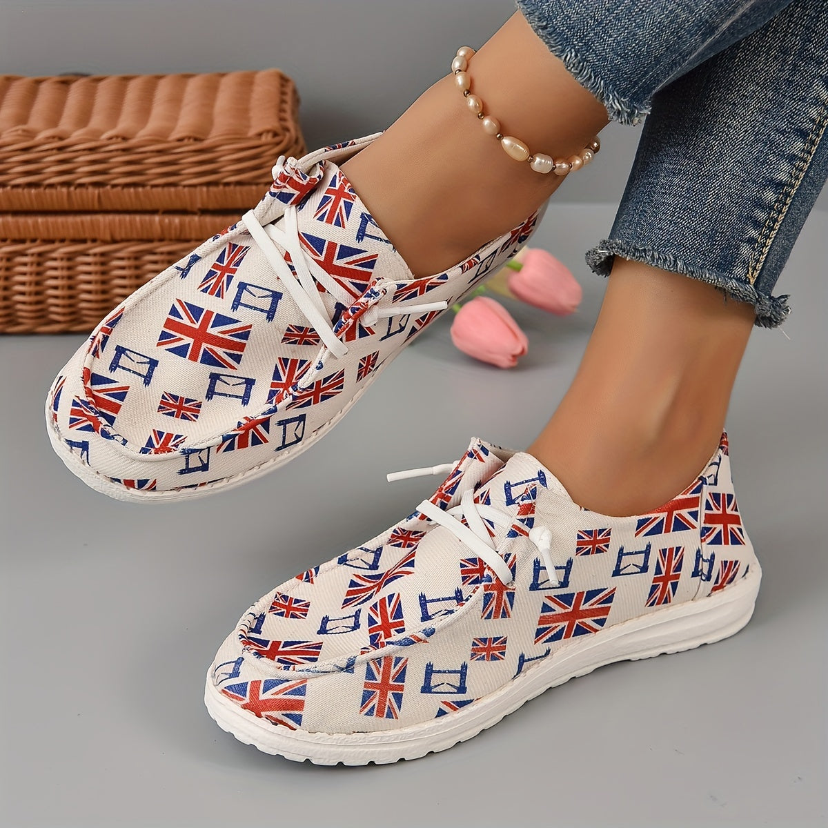 Women's Flag Print Canvas Shoes Casual Lace Up Outdoor Sneakers