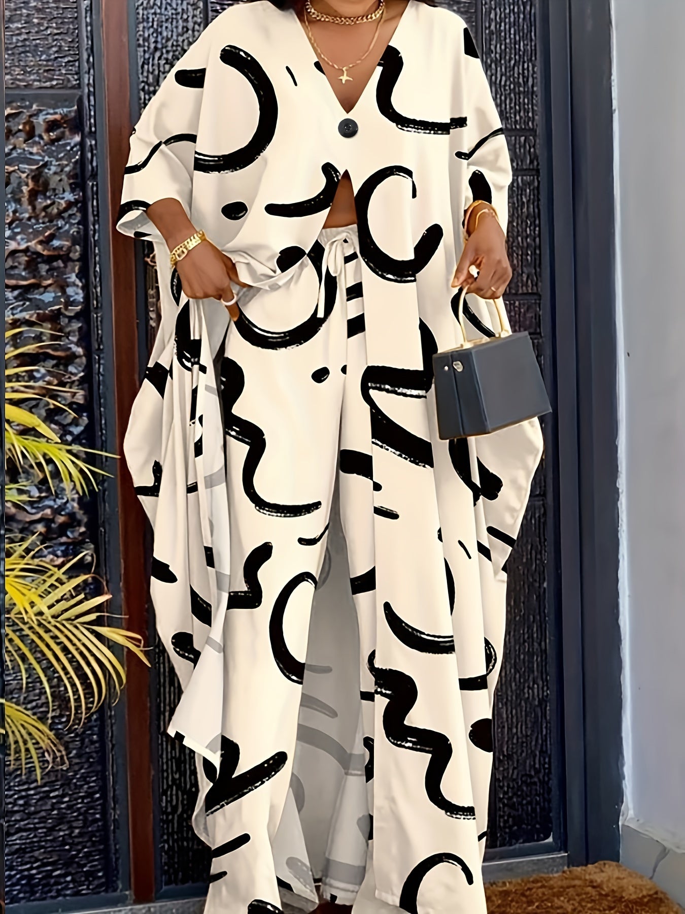 Plus Bat Sleeve V-Neck Top & Floral Pants Set