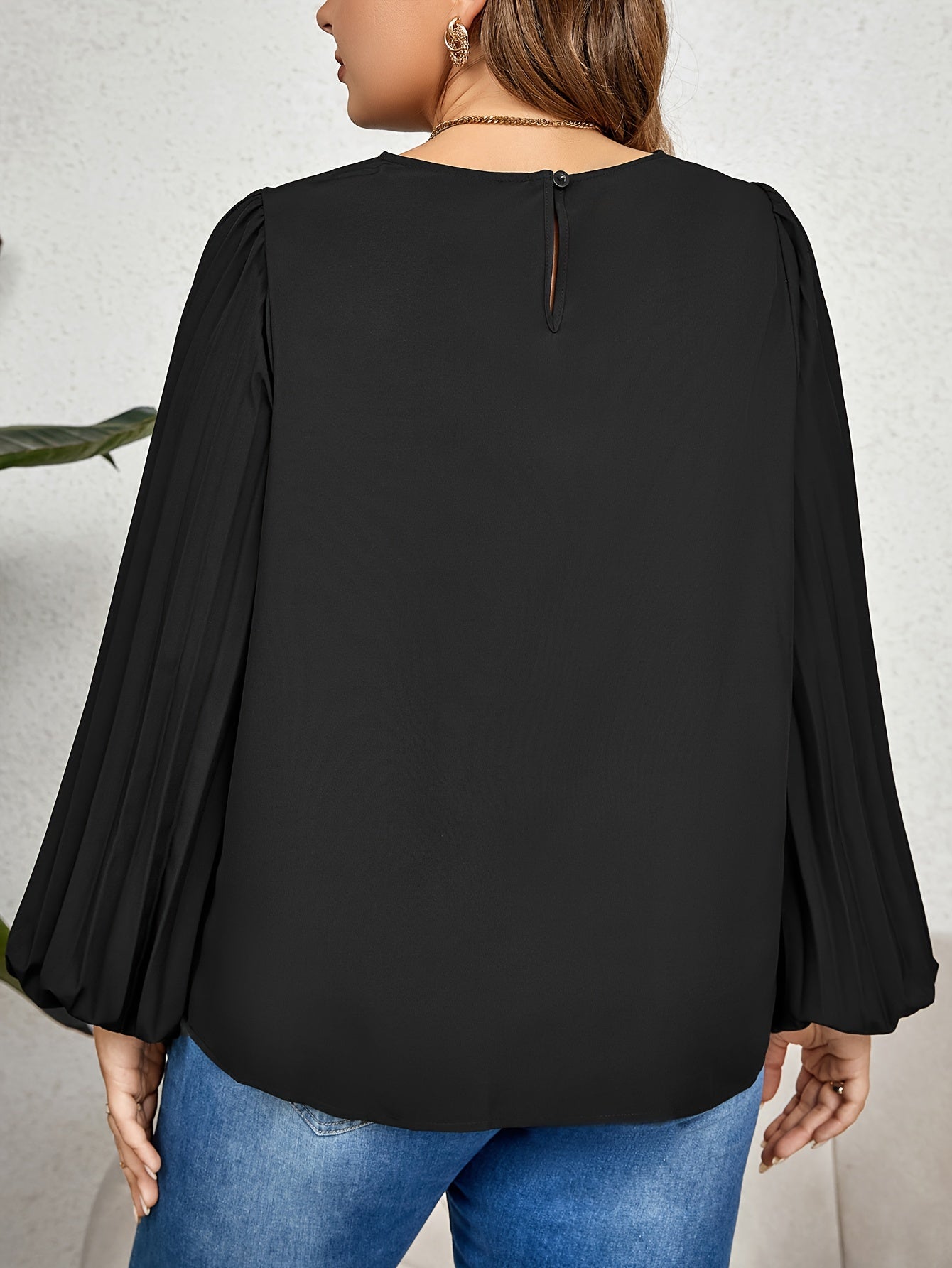  Solid Lantern Sleeve Round Neck Blouse