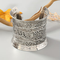 Vintage Elephant Pattern Cuff Bangle Silver Plated Jewelry